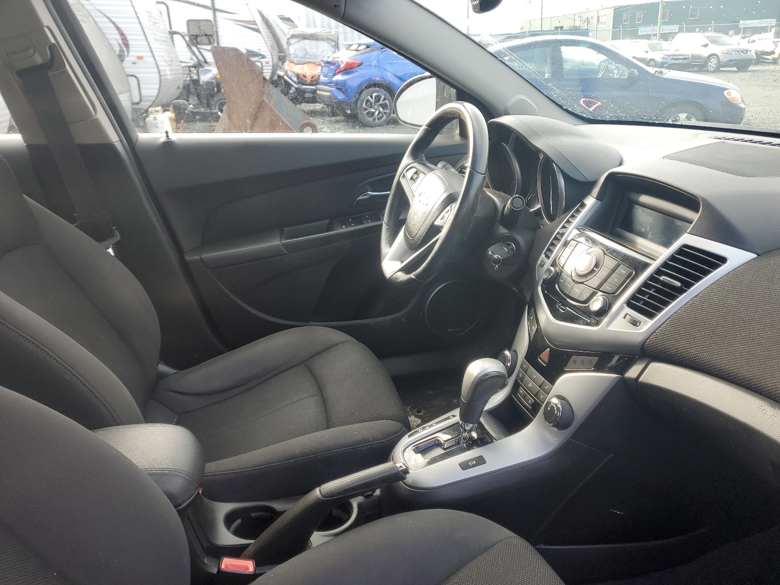 Photo 5 from auction – 2011 CHEVROLET CRUZE LT with VIN 1G1PG5S99B7103178