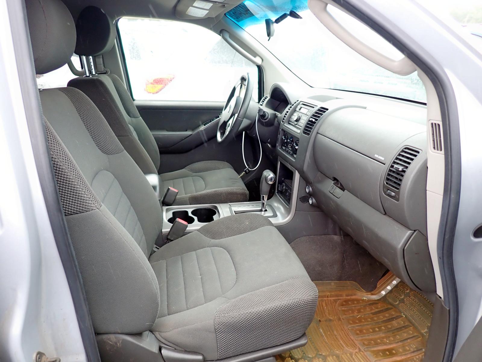 Photo 5 from auction – 2008 NISSAN PATHFINDER with VIN 5N1AR18B48C666788
