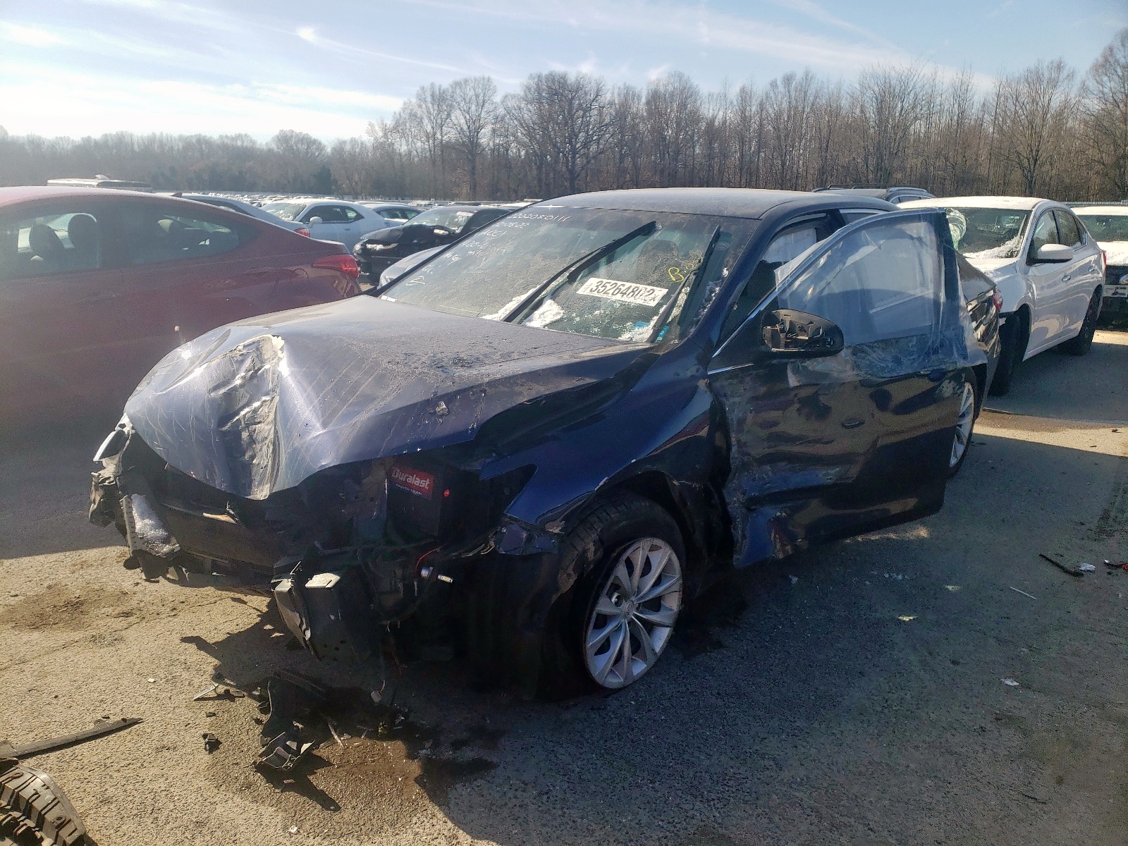 Photo 2 from auction – 2015 TOYOTA CAMRY LE with VIN 4T1BF1FK0FU965752