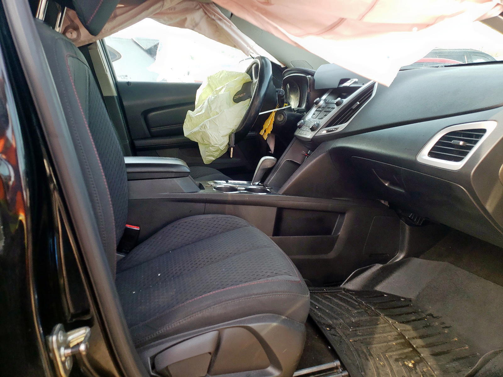 Photo 5 from auction – 2011 GMC TERRAIN SL with VIN 2CTALMEC0B6424492