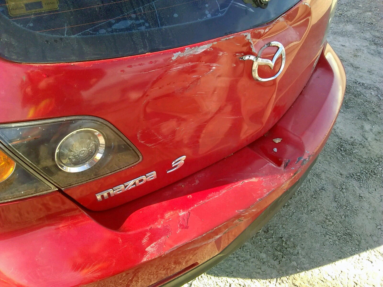 Photo 9 from auction – 2006 MAZDA 3 HATCHBAC with VIN JM1BK143361402112