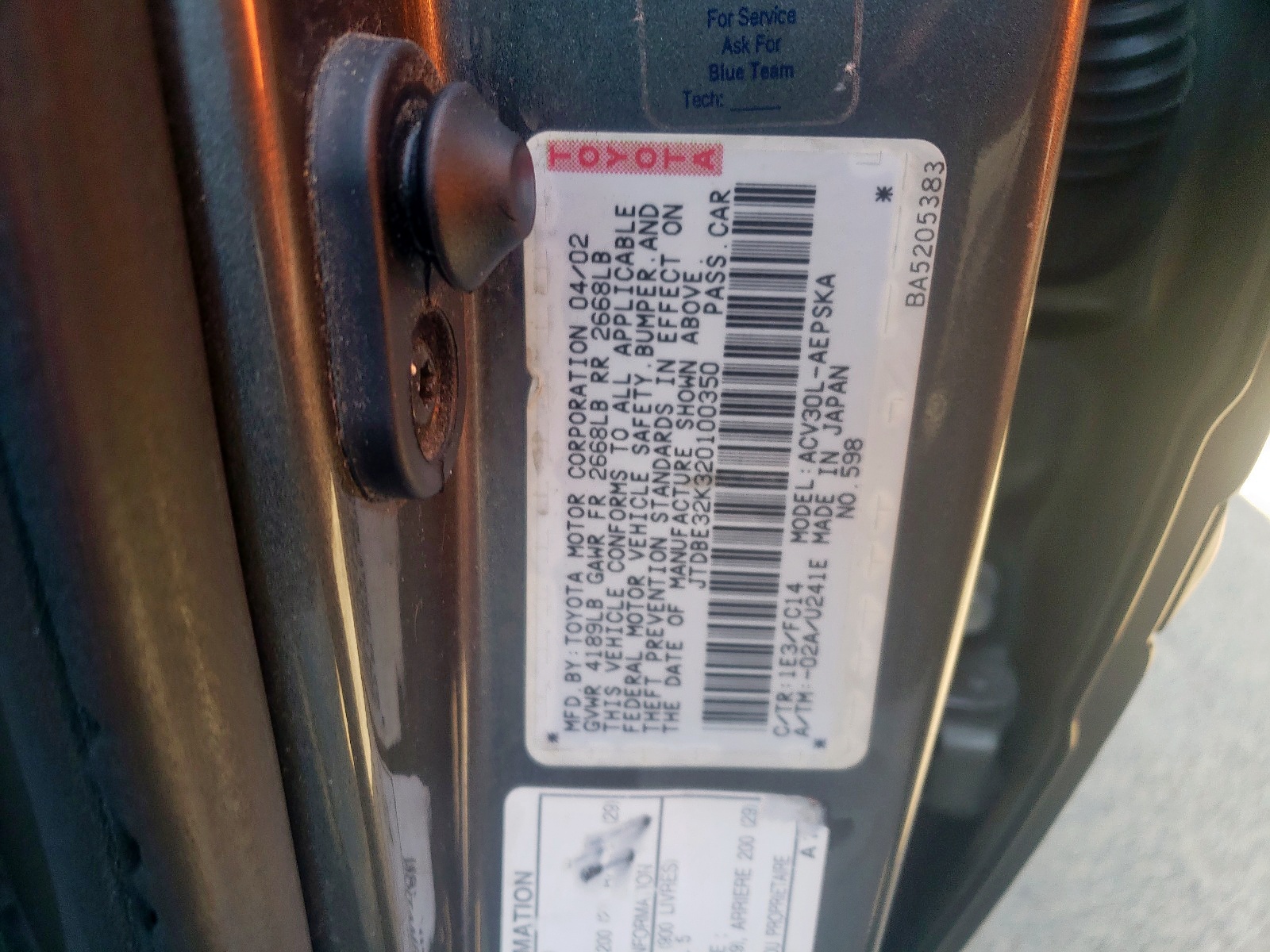 Photo 10 from auction – 2002 TOYOTA CAMRY LE with VIN JTDBE32K320100350