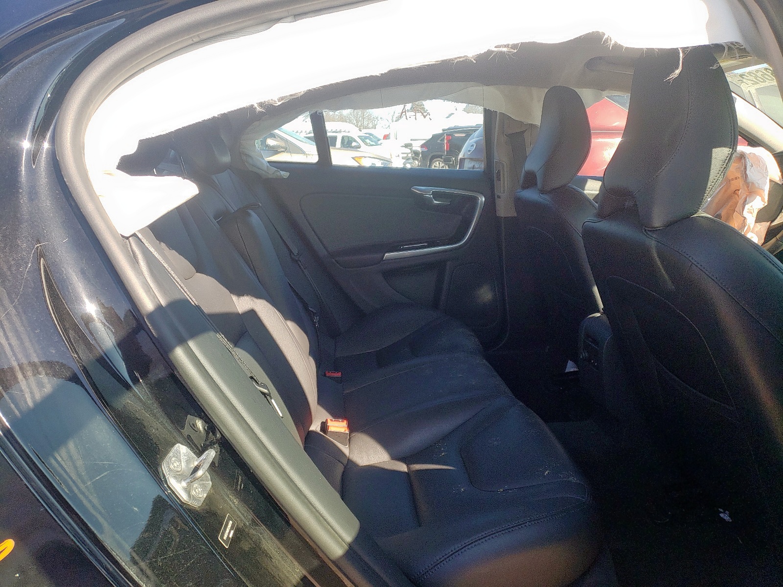 Photo 6 from auction – 2015 VOLVO S60 PLATIN with VIN YV1612TM2F2340758