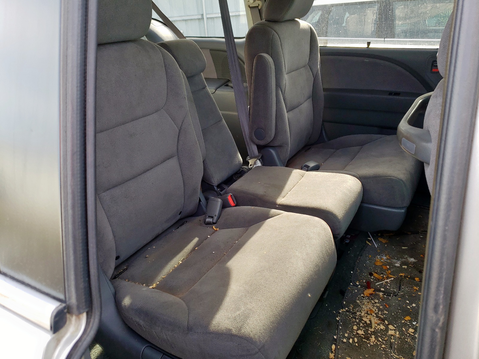 Photo 6 from auction – 2006 HONDA ODYSSEY EX with VIN 5FNRL38426B403074