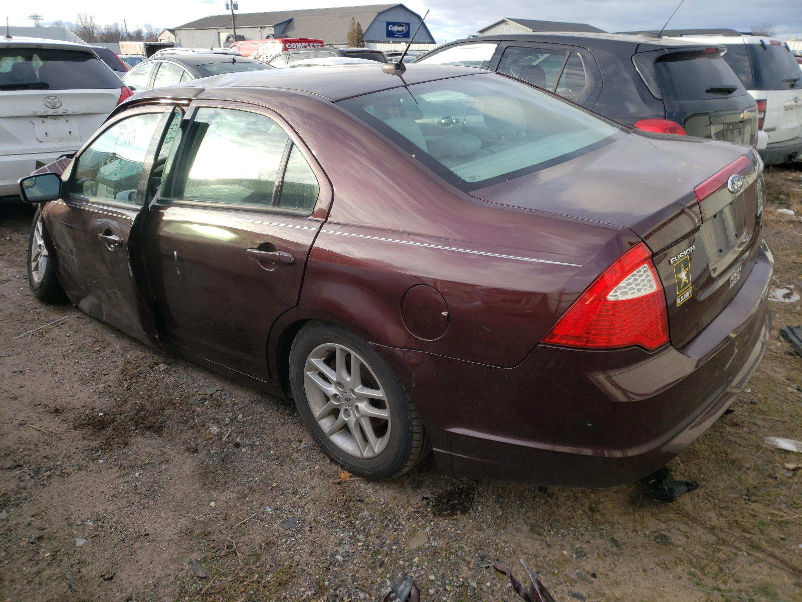 Photo 3 from auction – 2012 FORD FUSION S with VIN 3FAHP0GA3CR217467