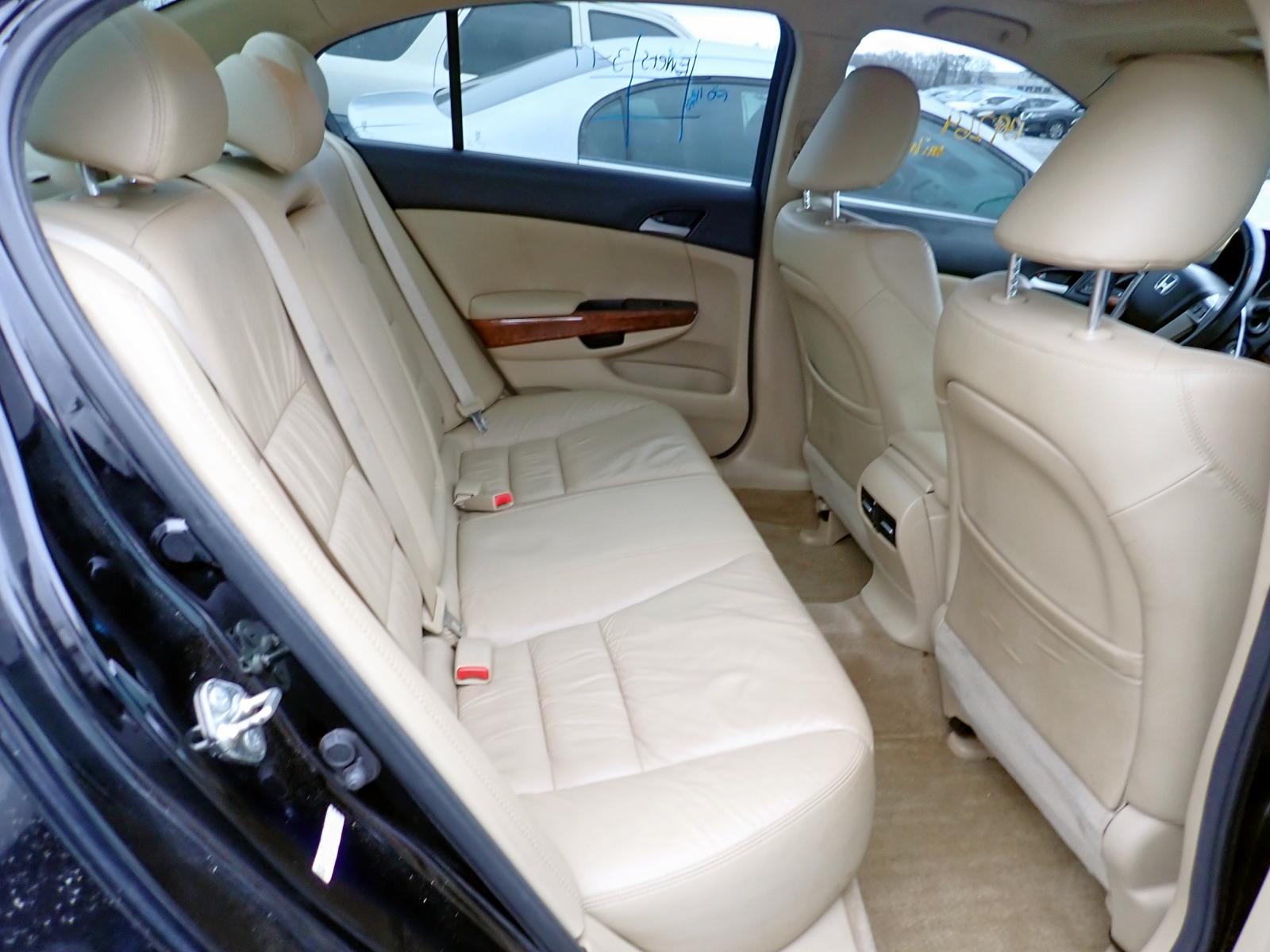 Photo 6 from auction – 2012 HONDA ACCORD EXL with VIN 1HGCP3F8XCA040612