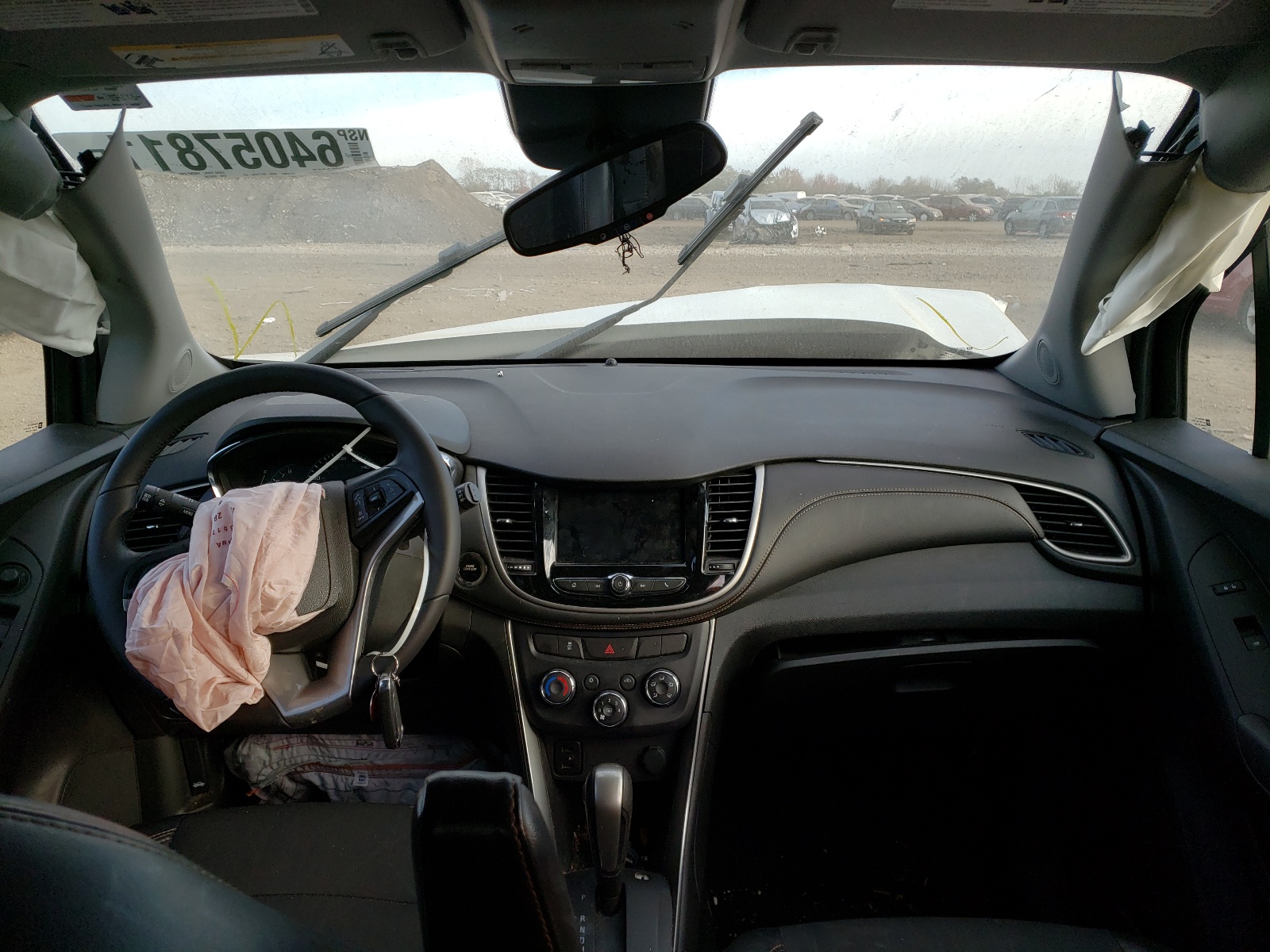 Photo 9 from auction – 2018 CHEVROLET TRAX 1LT with VIN 3GNCJLSB6JL328156