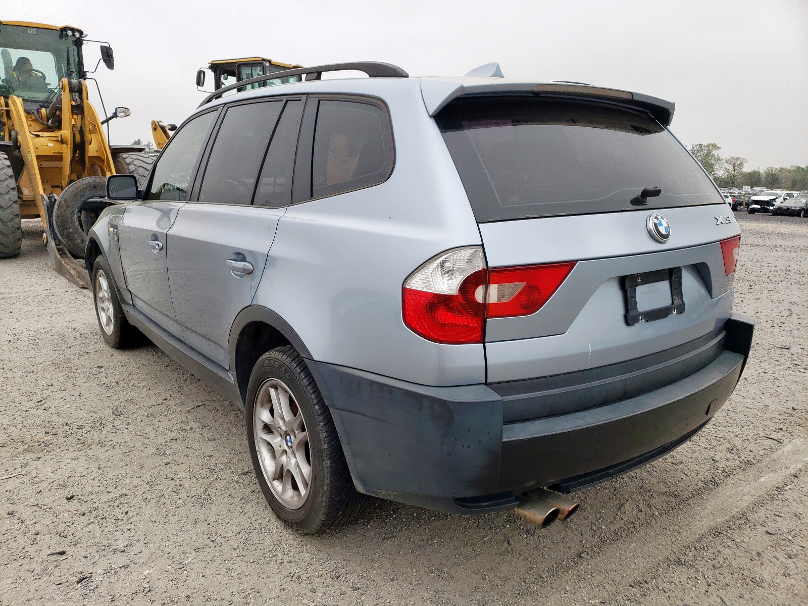Photo 3 from auction – 2004 BMW X3 2.5I with VIN WBXPA73464WC43503