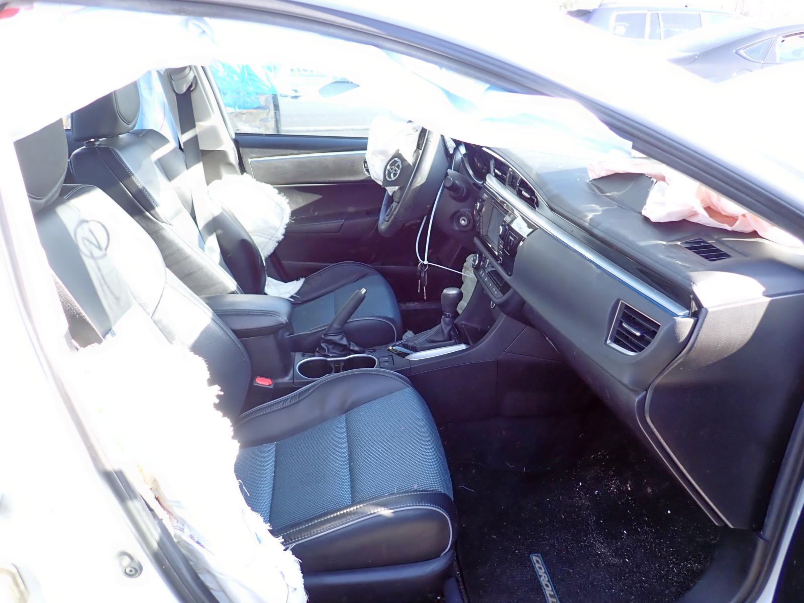 Photo 5 from auction – 2016 TOYOTA COROLLA L with VIN 5YFBURHE6GP551390