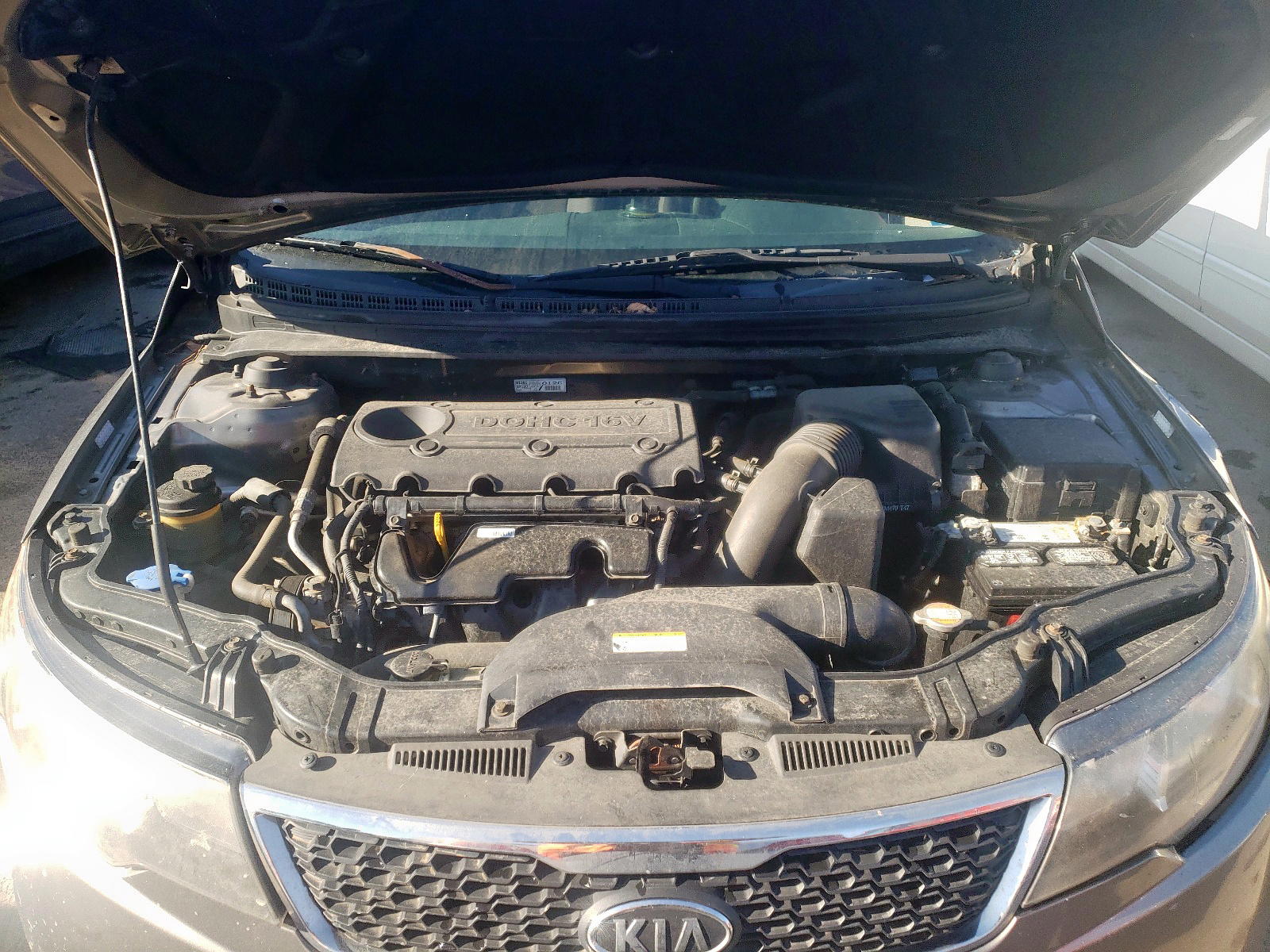 Photo 7 from auction – 2012 KIA FORTE EX with VIN KNAFU4A24C5482885