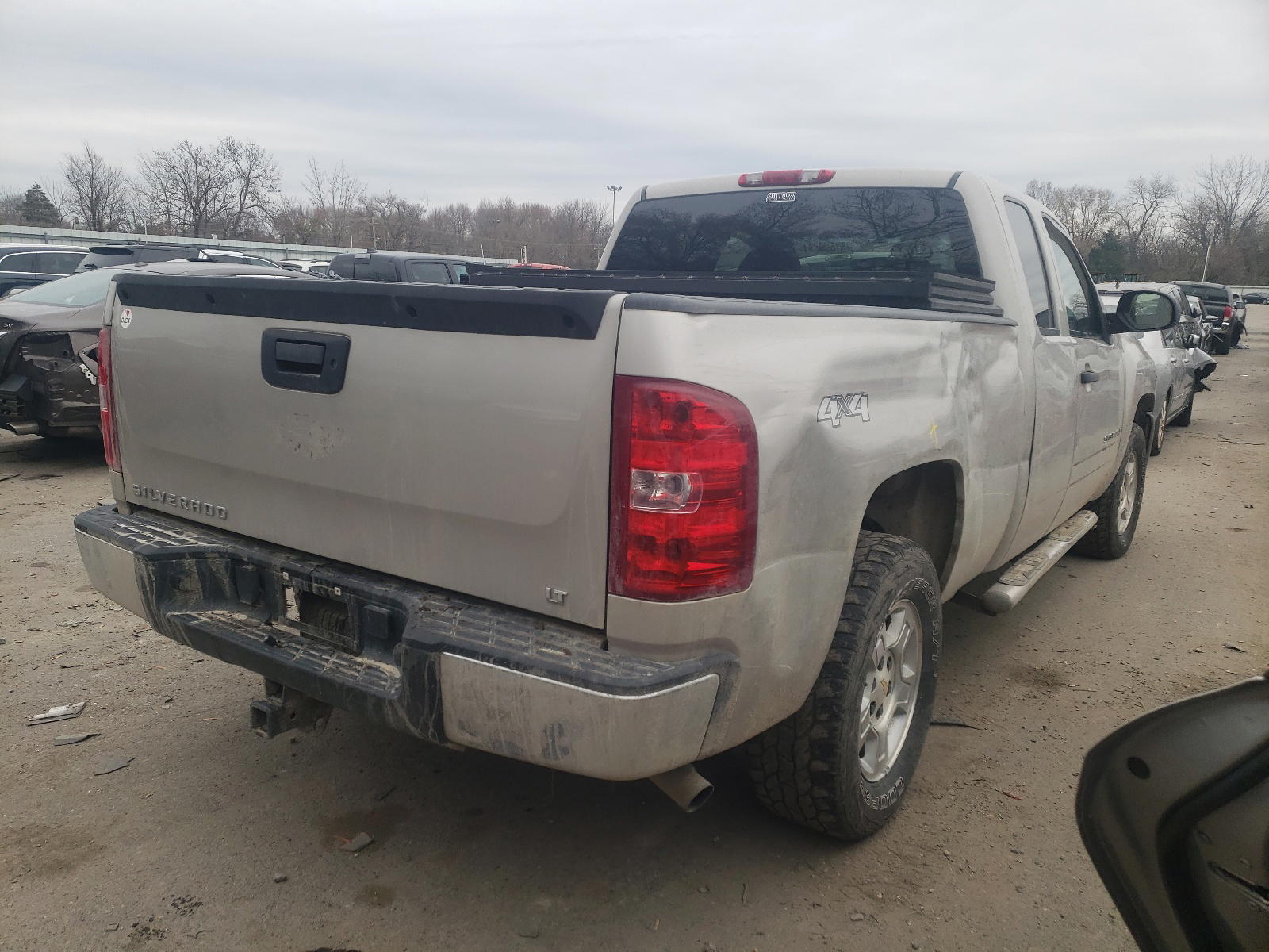 Photo 4 from auction – 2008 CHEVROLET SILVERADO with VIN 1GCEK19J08E196876