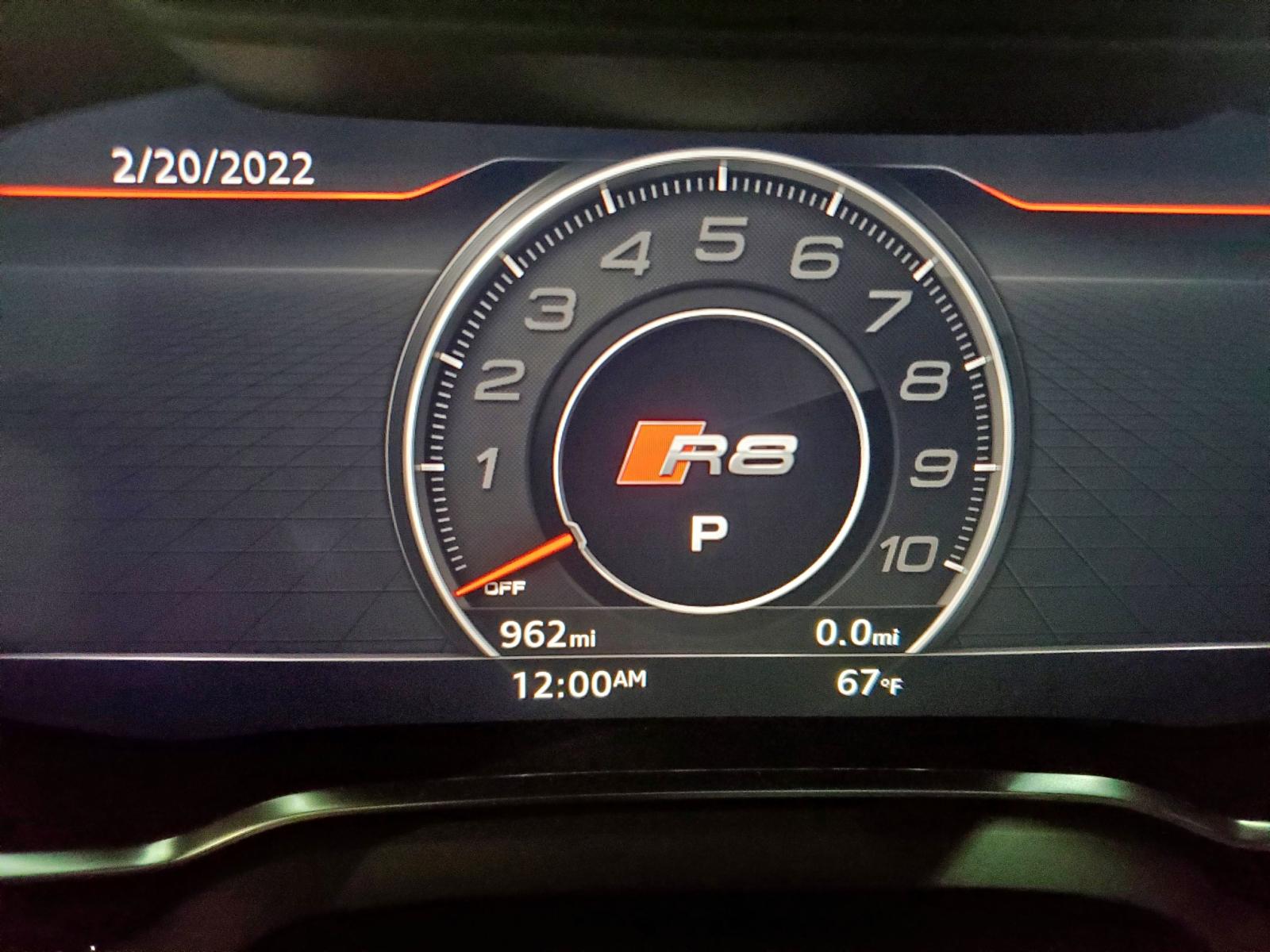 Photo 8 from auction – 2022 AUDI R8 with VIN WUACEAFX8N7900266