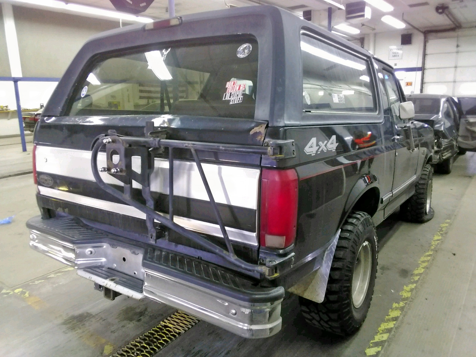 Photo 4 from auction – 1993 FORD BRONCO U10 with VIN 1FMEU15H7PLA08390