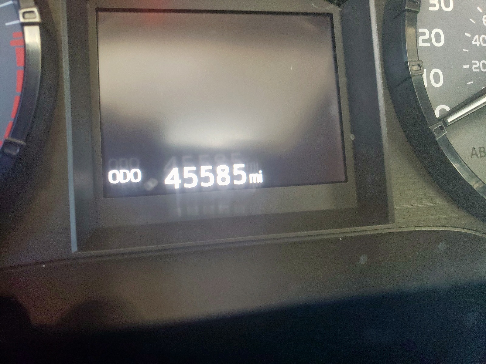 Photo 8 from auction – 2015 TOYOTA TUNDRA DOU with VIN 5TFCY5F19FX018080