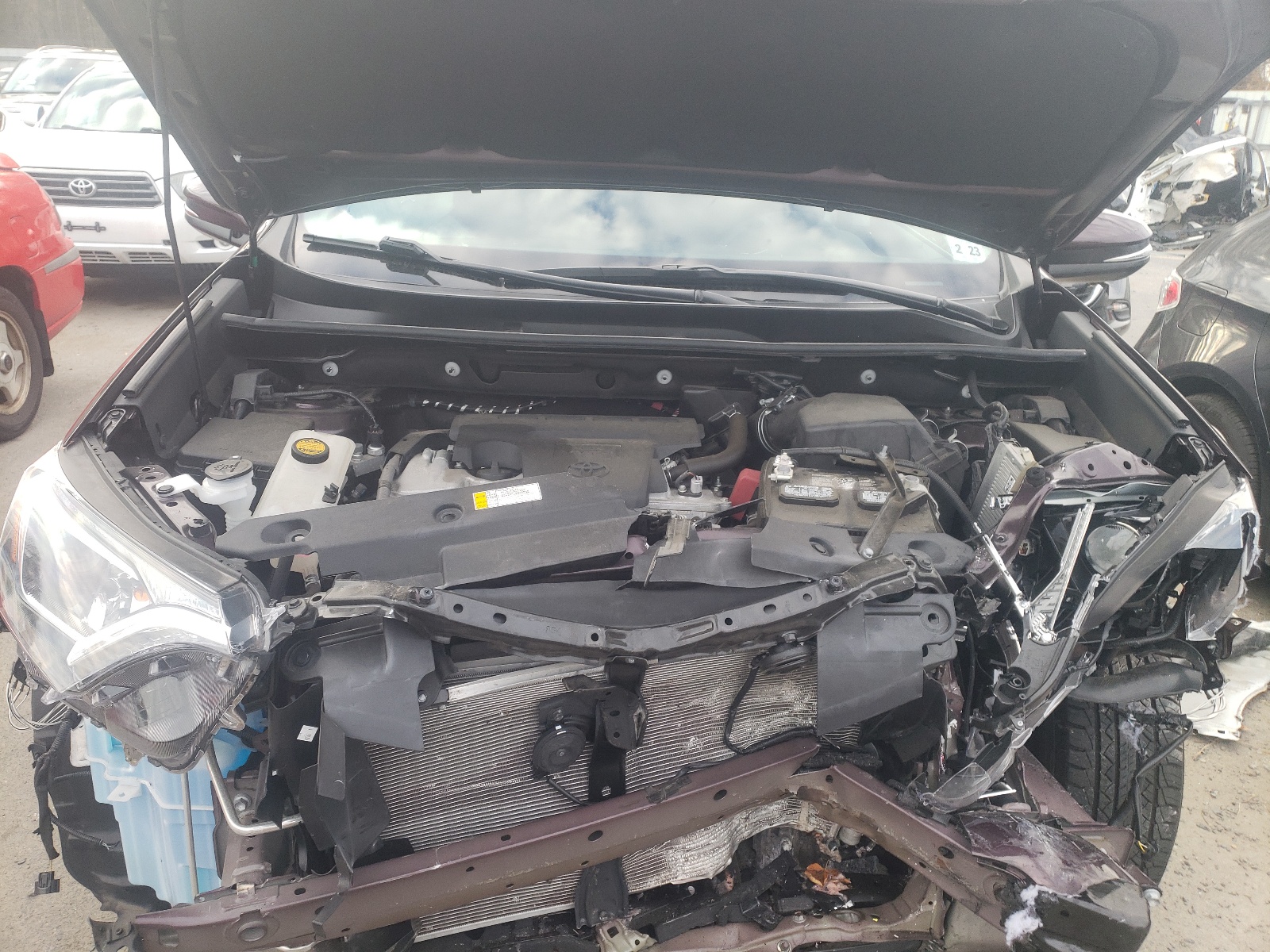 Photo 7 from auction – 2018 TOYOTA RAV4 ADVEN with VIN 2T3RFREV0JW754382