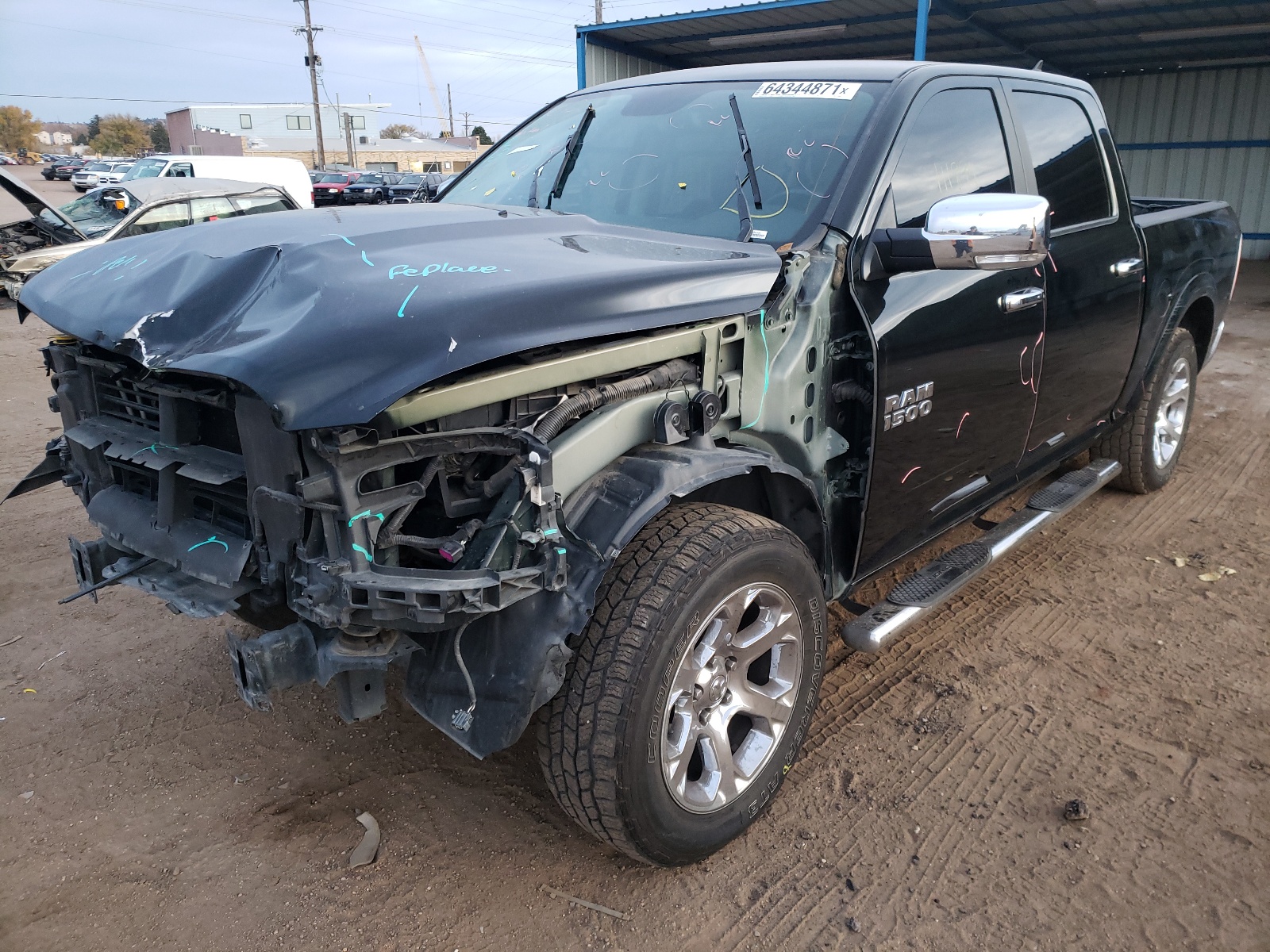 Zdjęcie 14 z aukcji – 2017 RAM 1500 LARAM z VIN 1C6RR7NT9HS510864