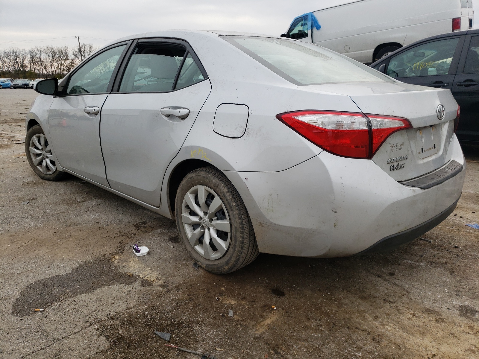 Photo 3 from auction – 2015 TOYOTA COROLLA L with VIN 2T1BURHE3FC379303