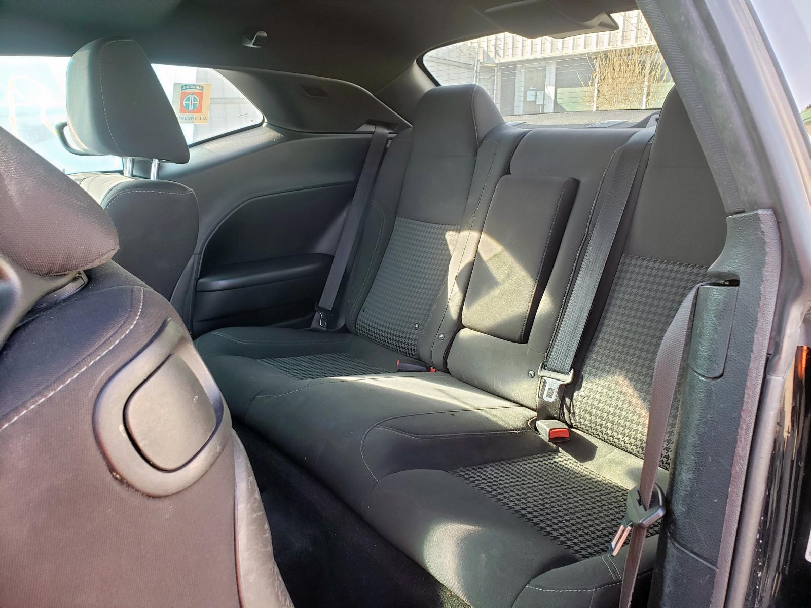 Photo 6 from auction – 2015 DODGE CHALLENGER with VIN 2C3CDZAGXFH702143