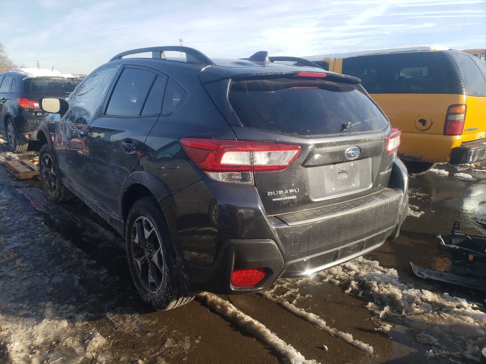 Photo 3 from auction – 2019 SUBARU CROSSTREK with VIN JF2GTAEC5K8390825