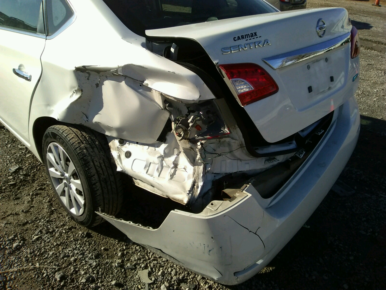 Photo 9 from auction – 2013 NISSAN SENTRA S with VIN 3N1AB7AP7DL764233