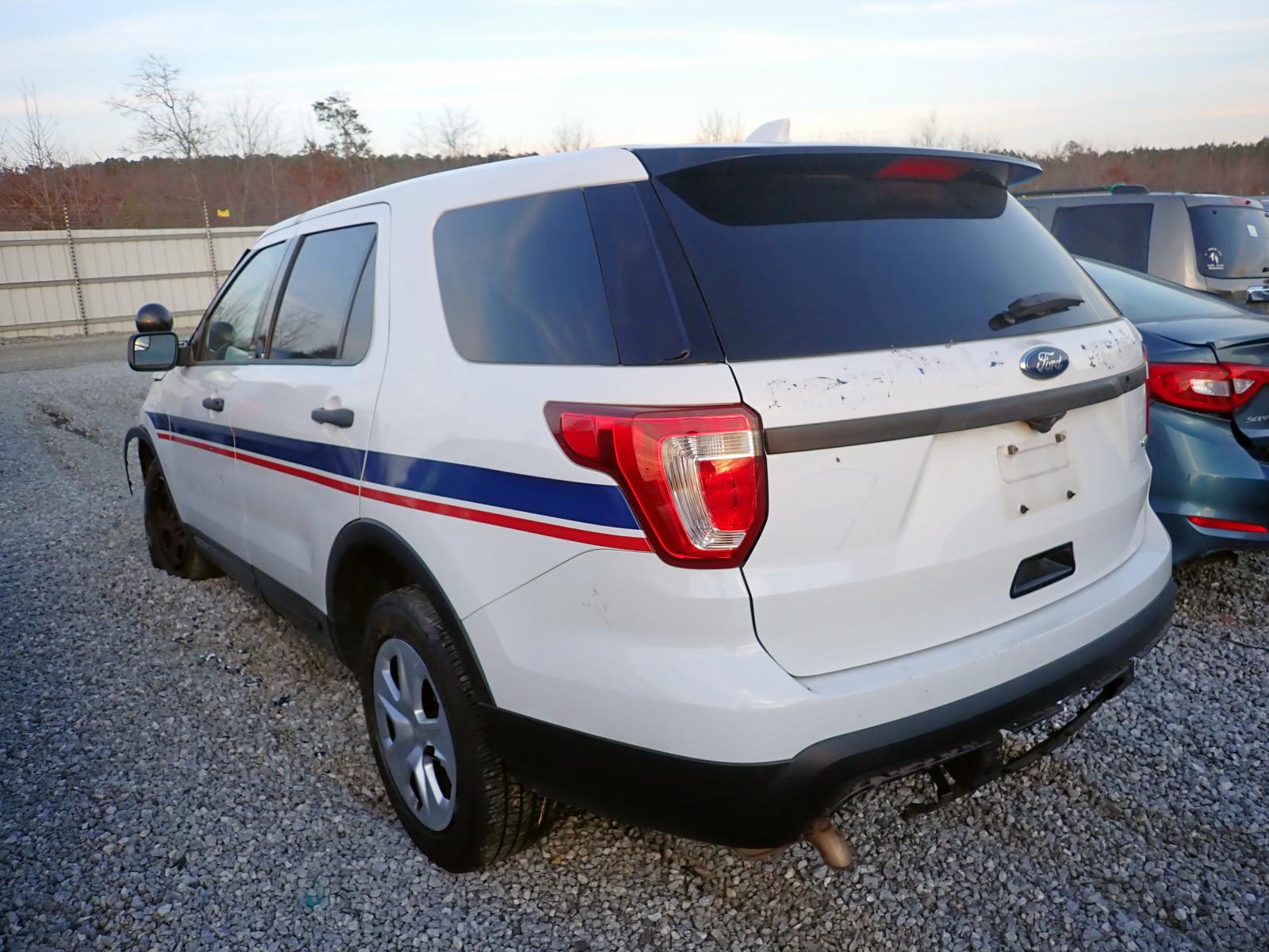 Photo 3 from auction – 2016 FORD EXPLORER P with VIN 1FM5K8AR2GGD31266