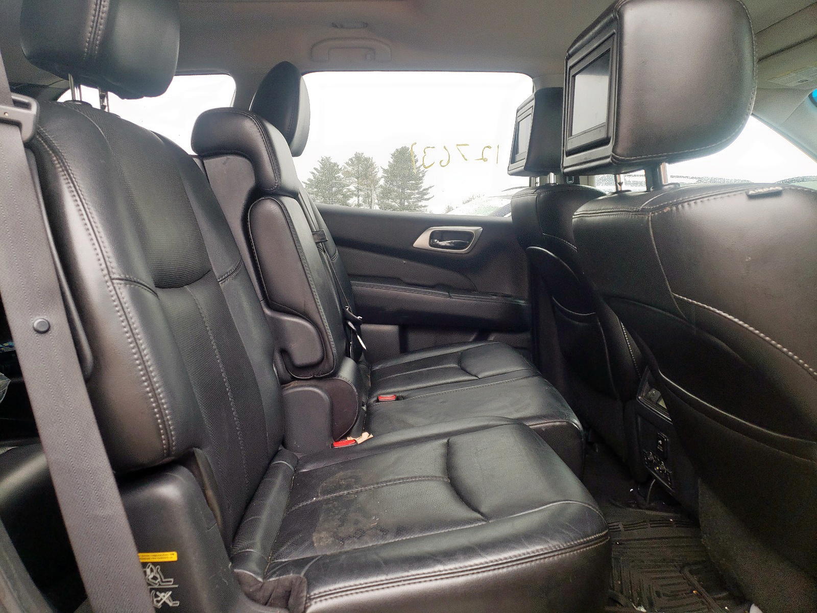 Photo 6 from auction – 2014 NISSAN PATHFINDER with VIN 5N1AR2MM5EC612182
