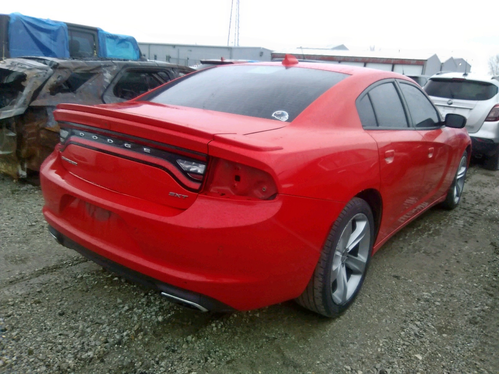 Photo 4 from auction – 2015 DODGE CHARGER SX with VIN 2C3CDXHGXFH726842