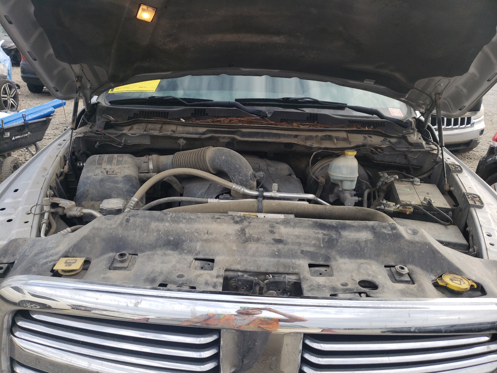 Photo 7 from auction – 2015 RAM 1500 SLT with VIN 1C6RR6LT0FS542936