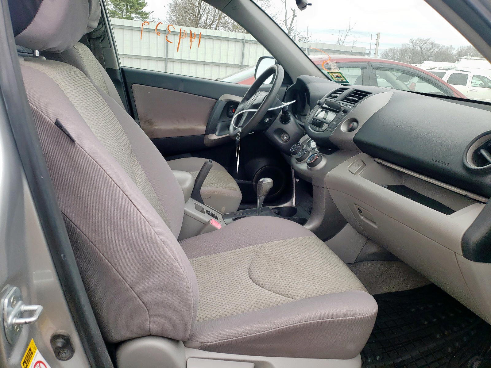 Photo 5 from auction – 2008 TOYOTA RAV4 with VIN JTMBD33V486084290