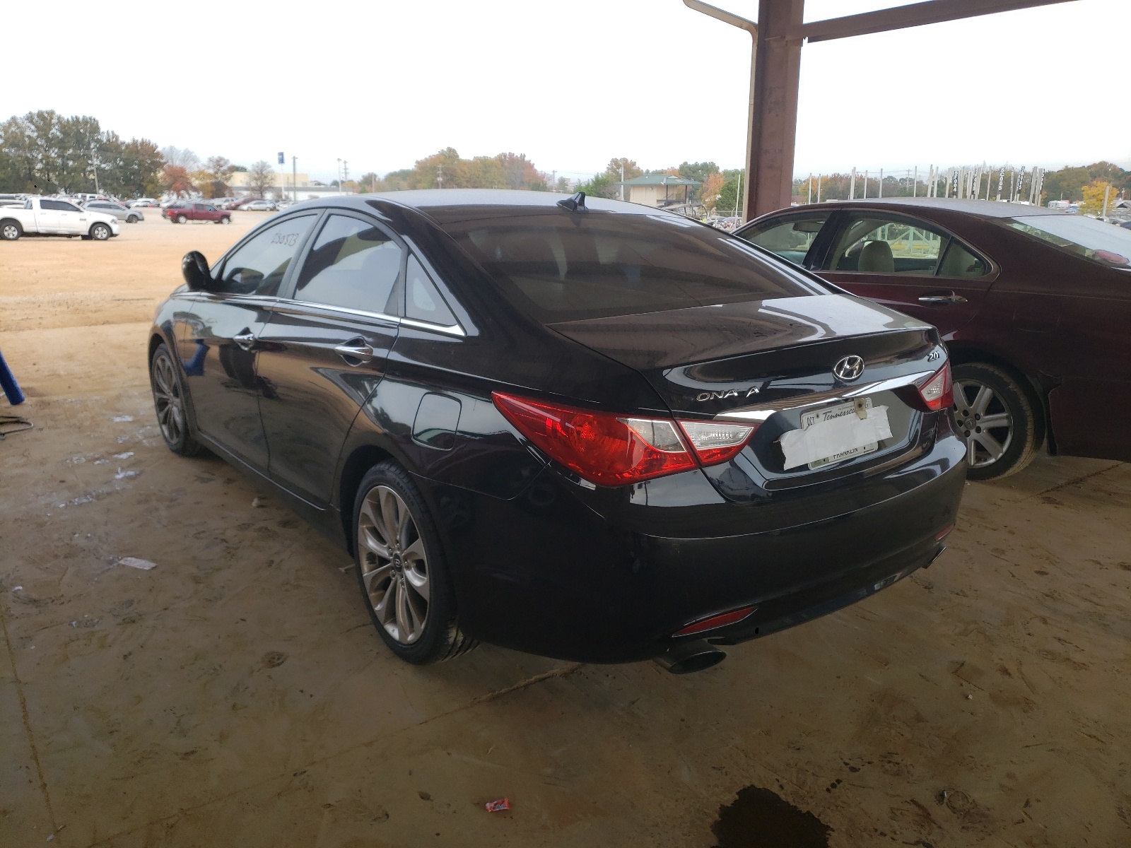 Photo 3 from auction – 2011 HYUNDAI SONATA SE with VIN 5NPEC4ABXBH203200