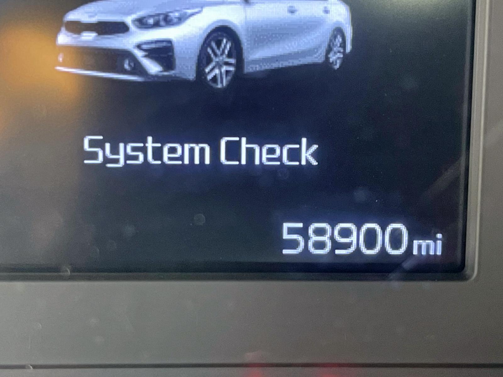 Photo 8 from auction – 2019 KIA FORTE FE with VIN 3KPF24AD3KE006091