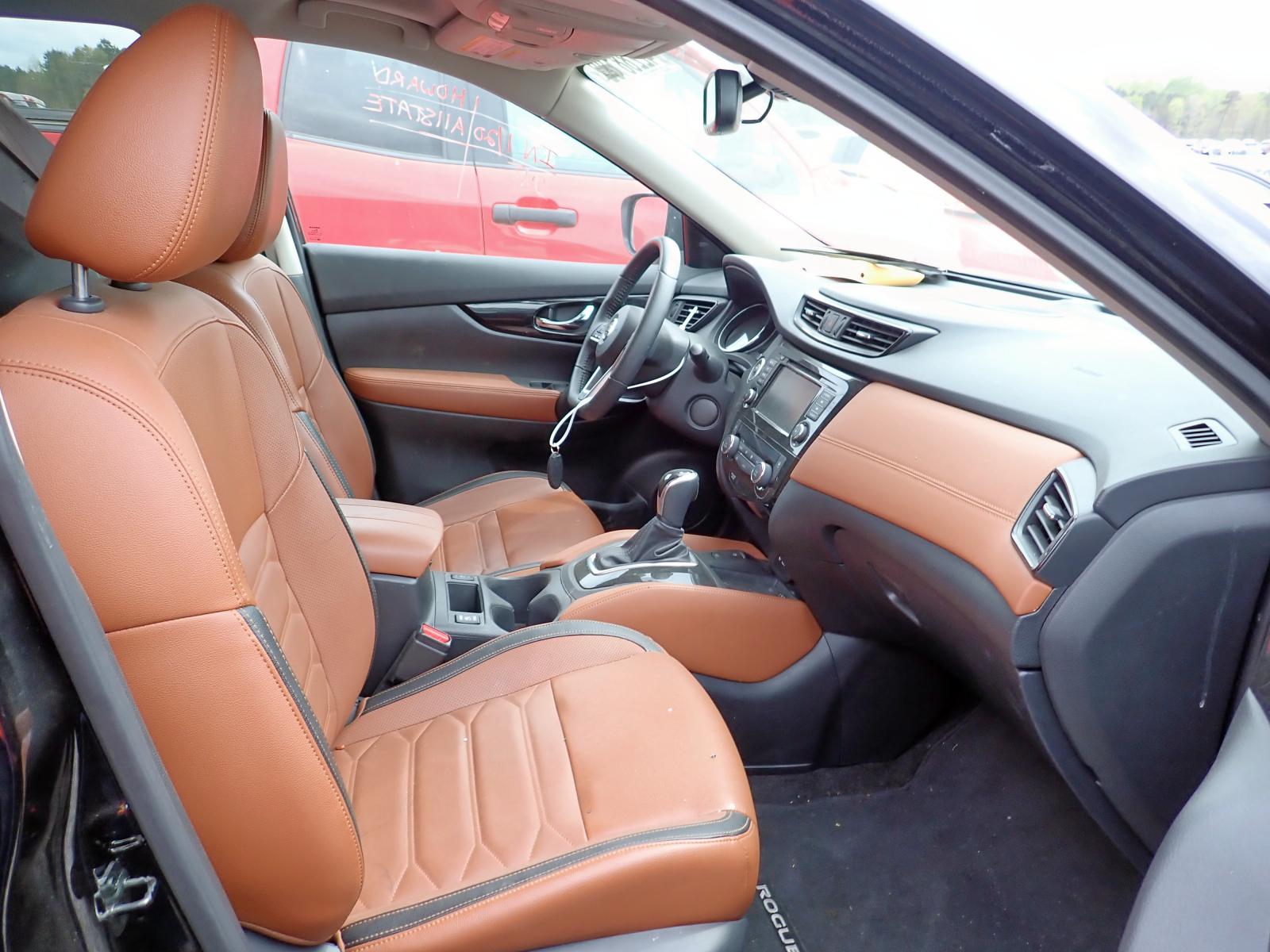 Photo 5 from auction – 2019 NISSAN ROGUE S with VIN 5N1AT2MT4KC813382