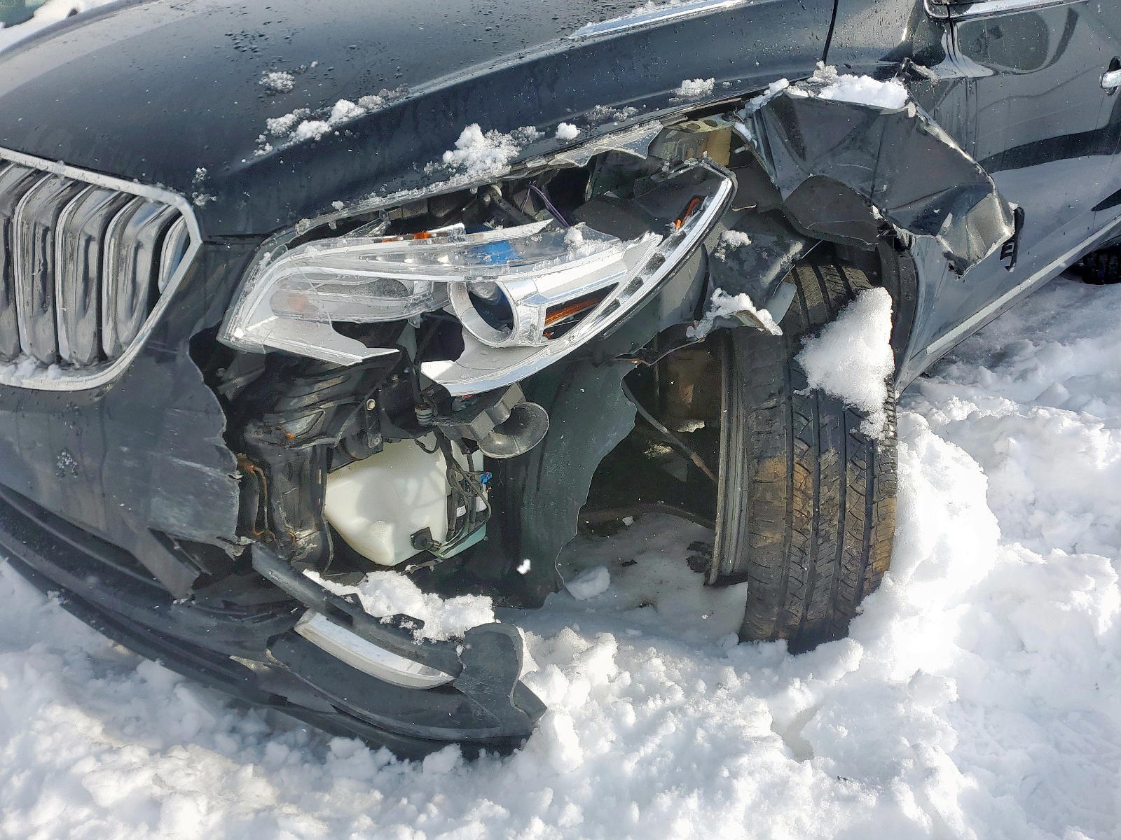 Photo 9 from auction – 2015 BUICK ENCLAVE with VIN 5GAKVBKD2FJ141372