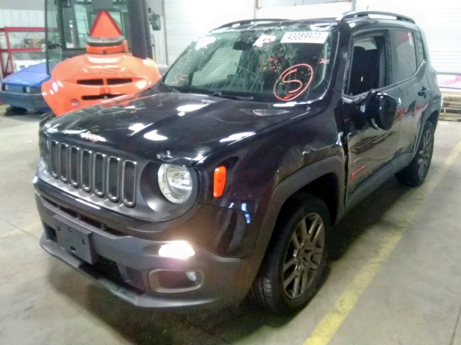 Photo 2 from auction – 2016 JEEP RENEGADE L with VIN ZACCJBBT6GPD63601