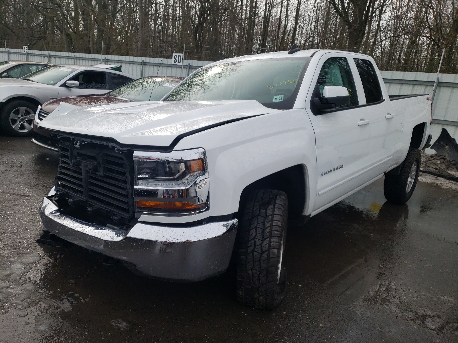 Photo 2 from auction – 2018 CHEVROLET SILVERADO with VIN 1GCVKREC9JZ193057