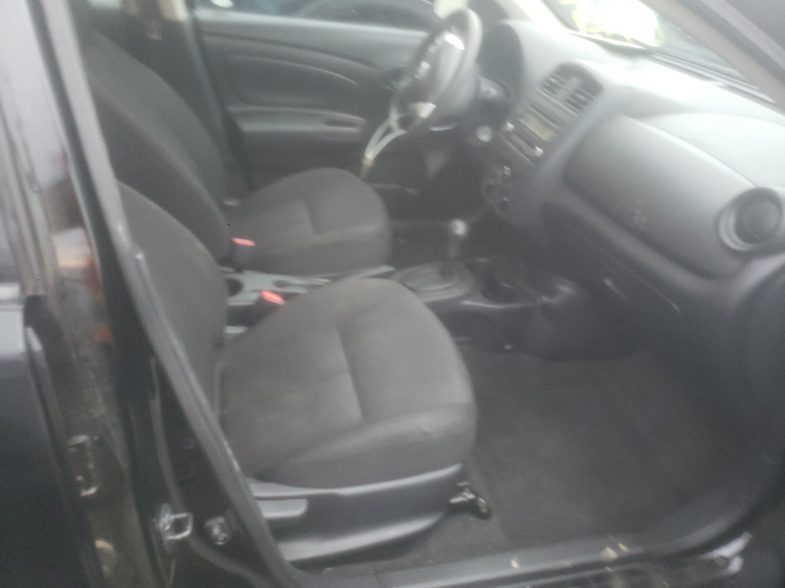 Photo 5 from auction – 2017 NISSAN VERSA S with VIN 3N1CN7AP5HL863980