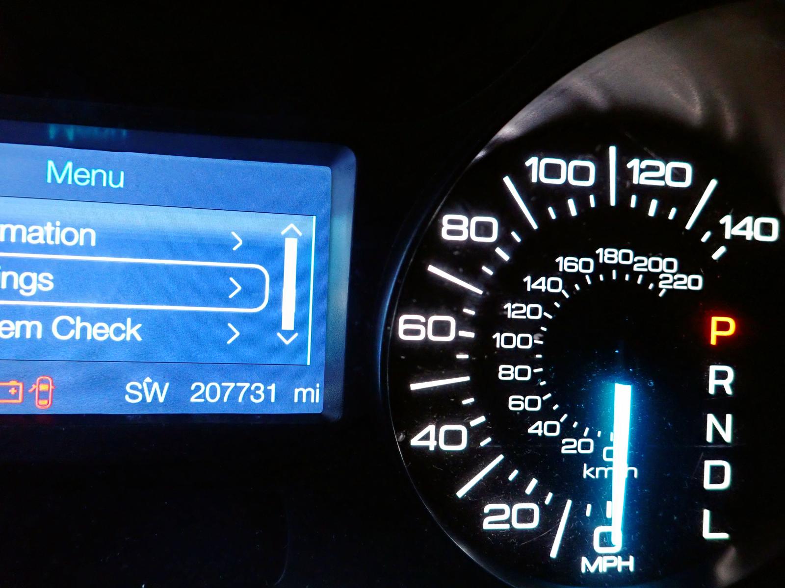 Photo 8 from auction – 2011 FORD EDGE SE with VIN 2FMDK3GC4BBB00676