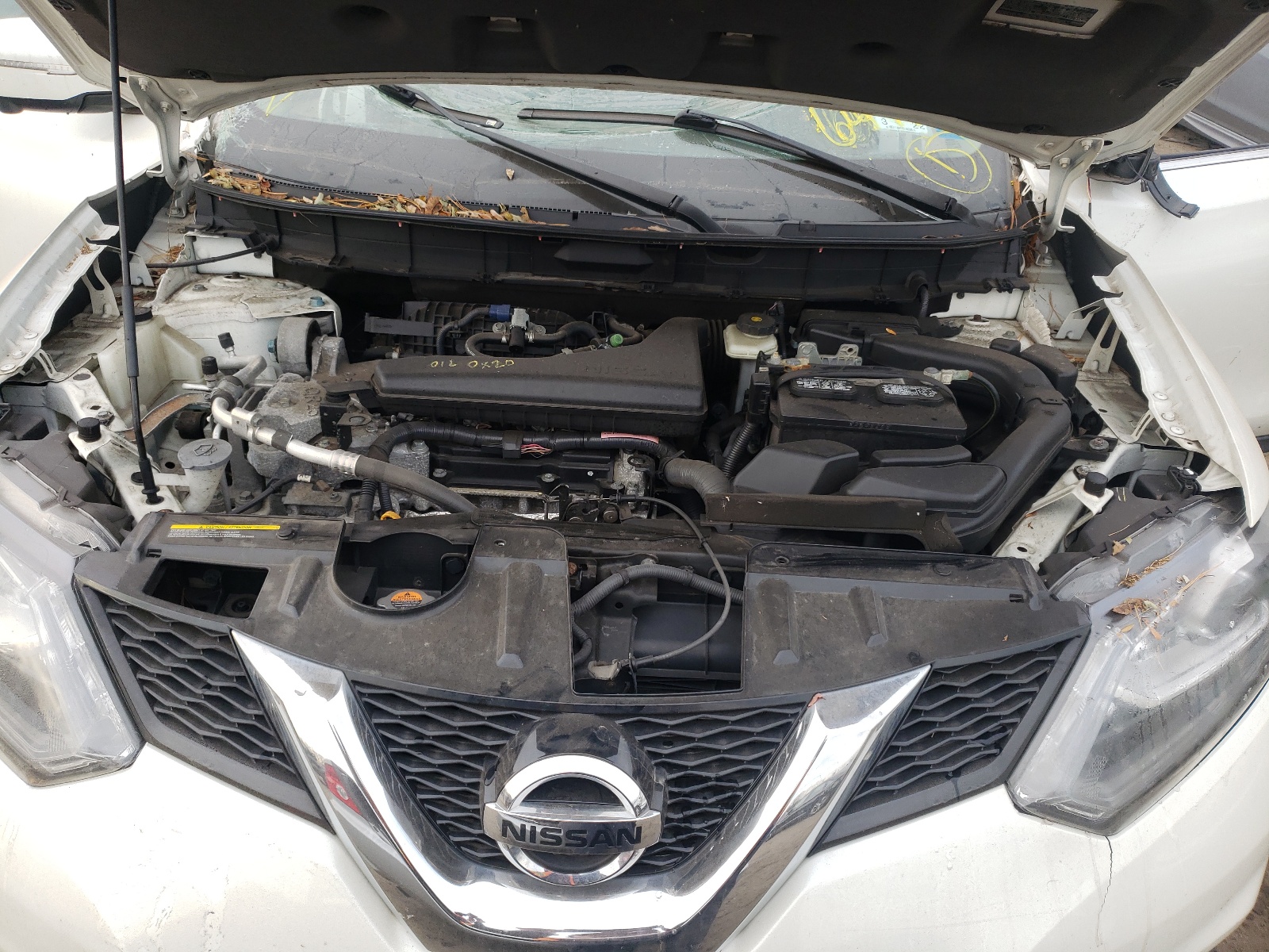 Photo 7 from auction – 2015 NISSAN ROGUE S with VIN 5N1AT2MV1FC827392