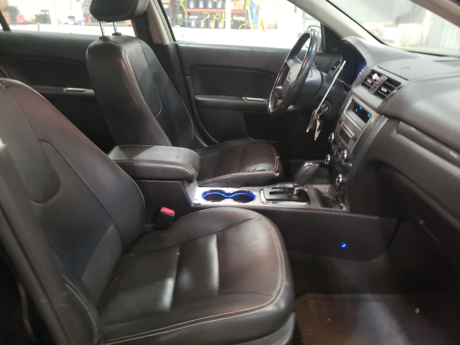 Photo 5 from auction – 2011 FORD FUSION SEL with VIN 3FAHP0JA3BR296971