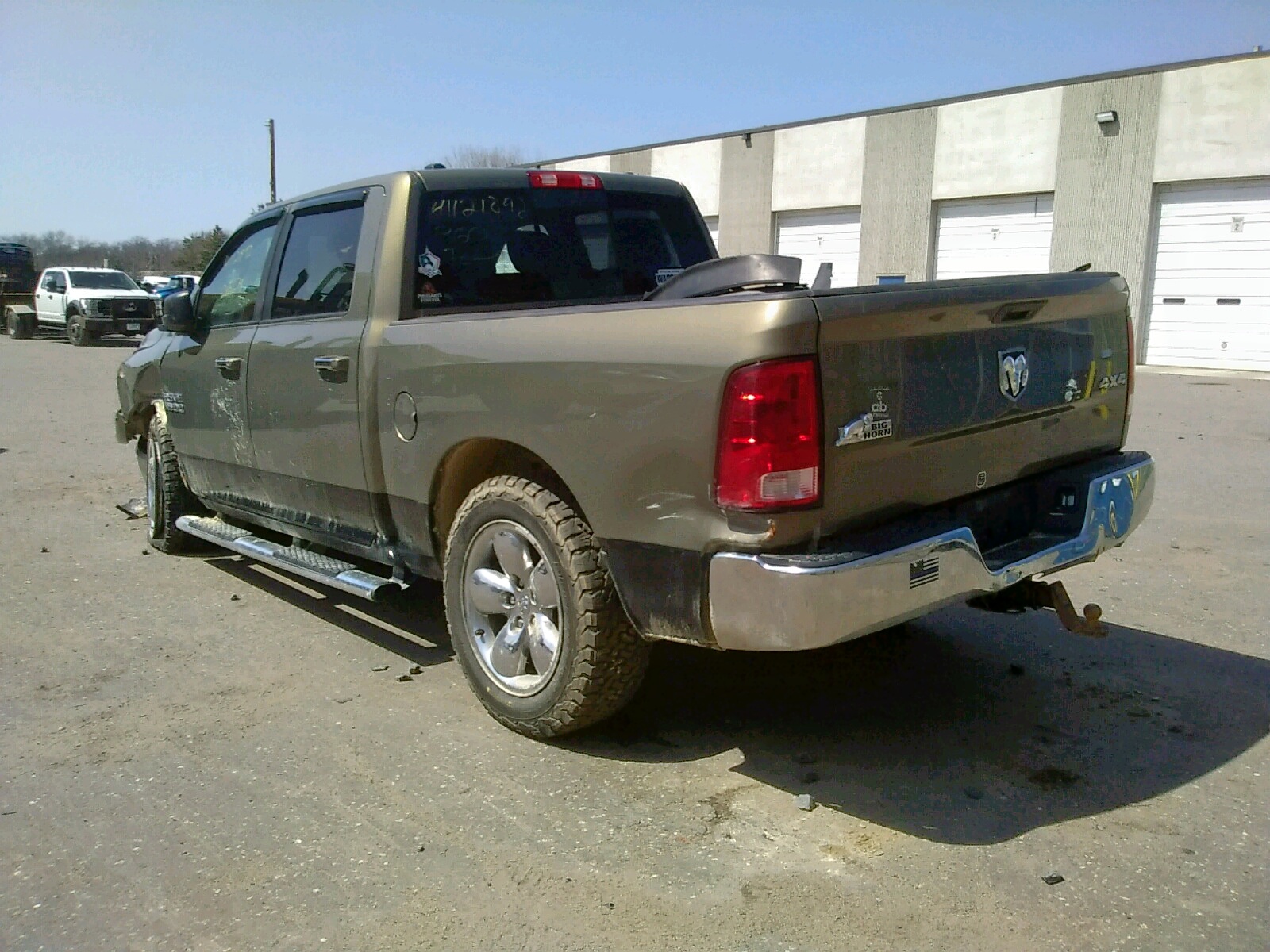 Photo 3 from auction – 2015 RAM 1500 SLT with VIN 1C6RR7LG4FS603911