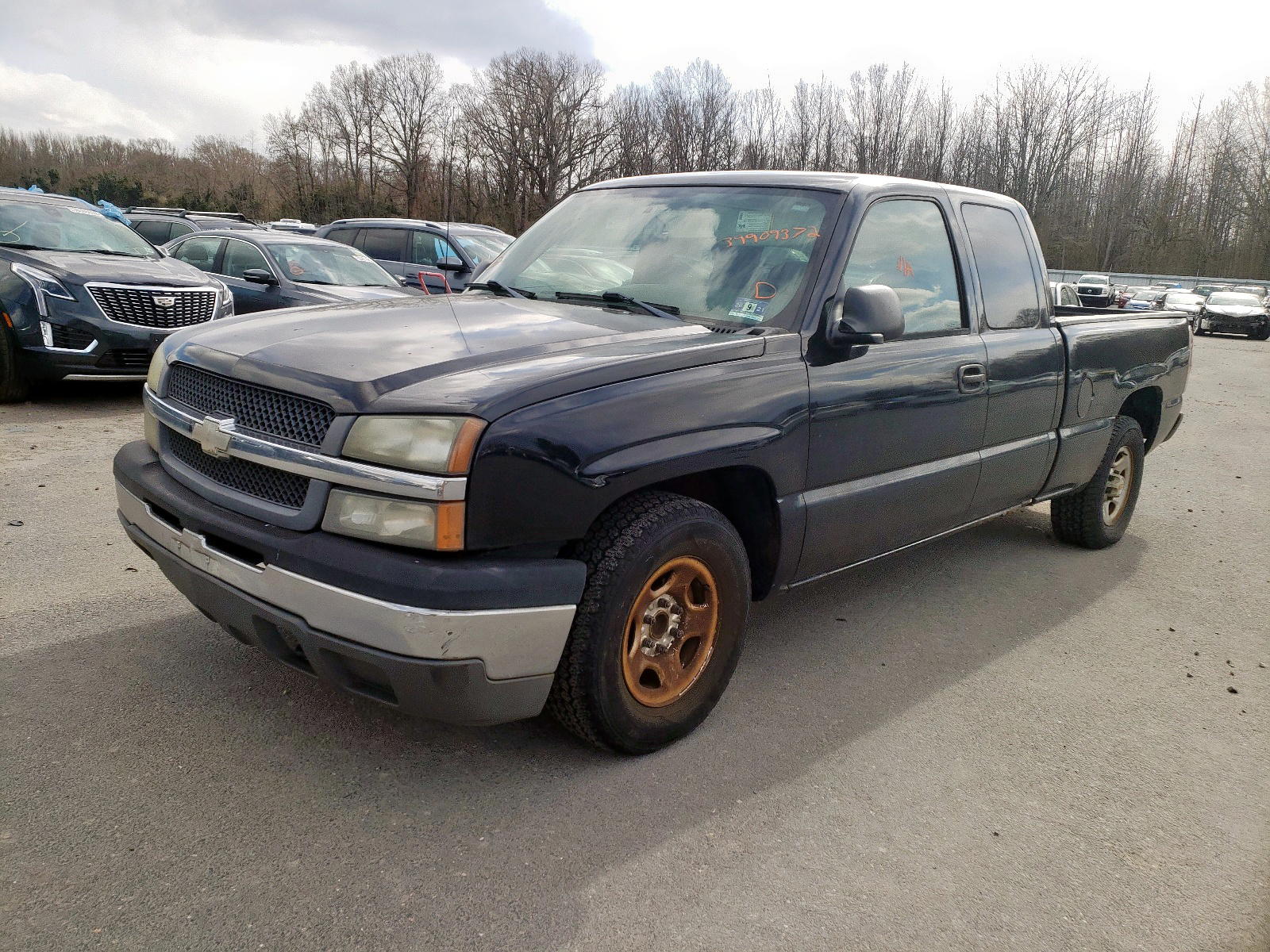 Photo 2 from auction – 2004 CHEVROLET SILVERADO with VIN 2GCEC19T341282726