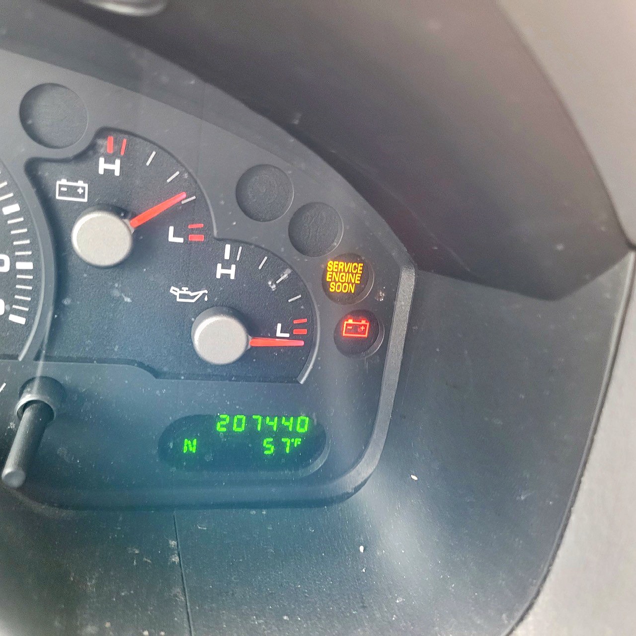 Zdjęcie 8 z aukcji – 2004 FORD EXPLORER X z VIN 1FMZU63K74ZB44427