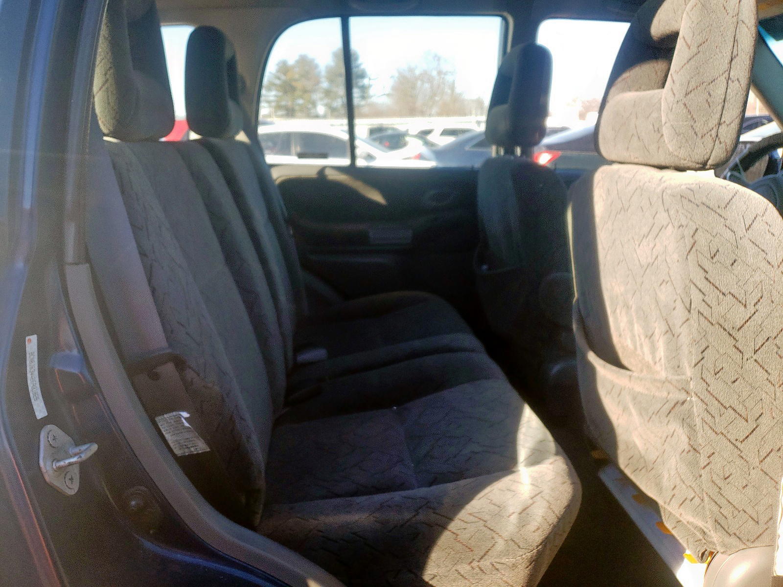 Photo 6 from auction – 2002 CHEVROLET TRACKER LT with VIN 2CNBJ634426931825