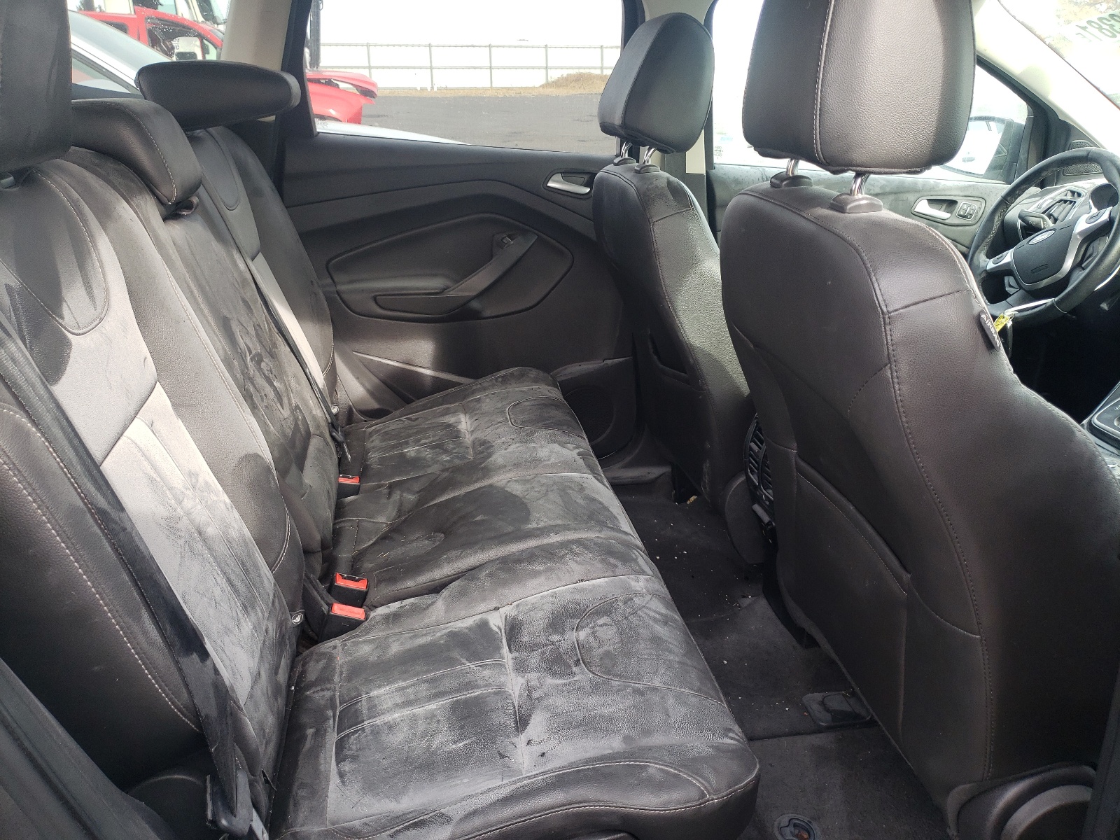 صورة رقم 6 من المزاد - 2013 FORD ESCAPE TIT مع VIN 1FMCU0J91DUC91424