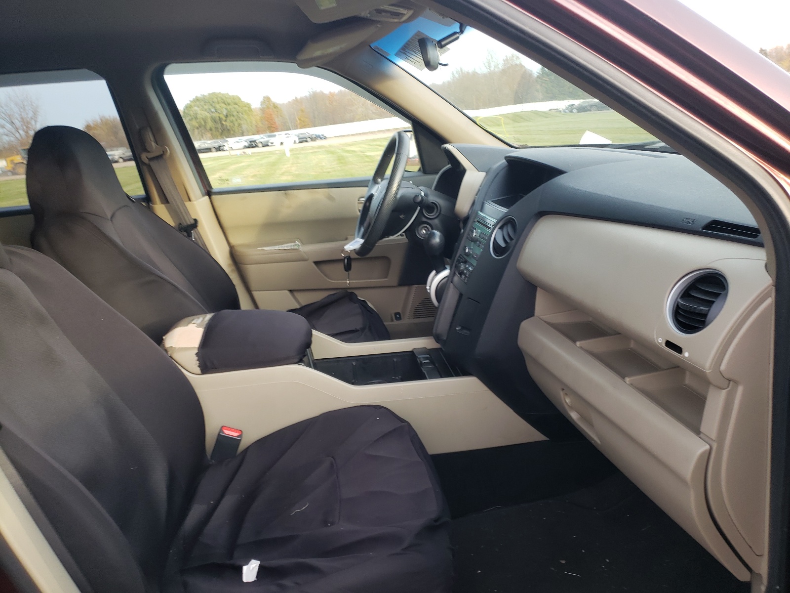 Photo 5 from auction – 2009 HONDA PILOT LX with VIN 5FNYF48219B054839