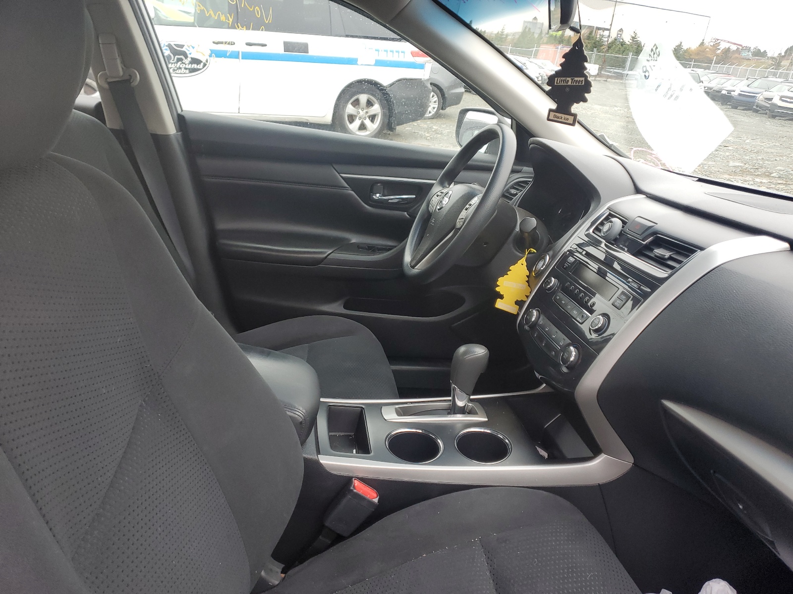 Photo 5 from auction – 2015 NISSAN ALTIMA 2.5 with VIN 1N4AL3AP7FN875537