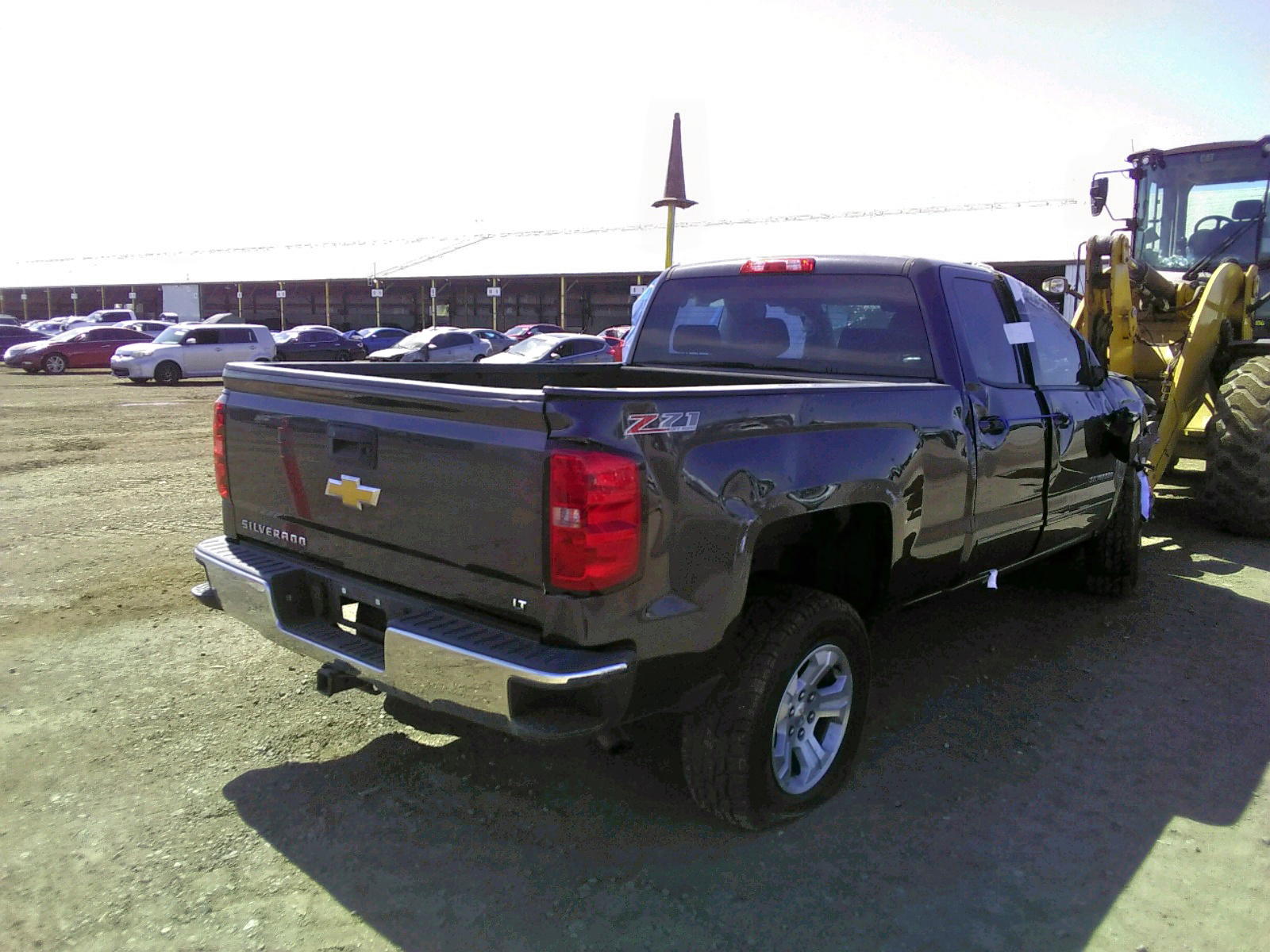 Photo 4 from auction – 2015 CHEVROLET SILVERADO with VIN 1GCVKREC0FZ157698