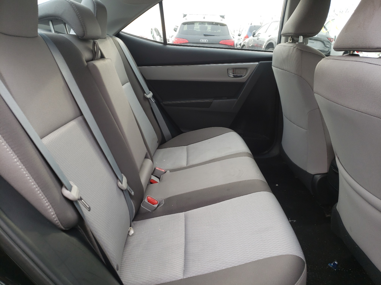 Photo 6 from auction – 2017 TOYOTA COROLLA L with VIN 2T1BURHE8HC860392