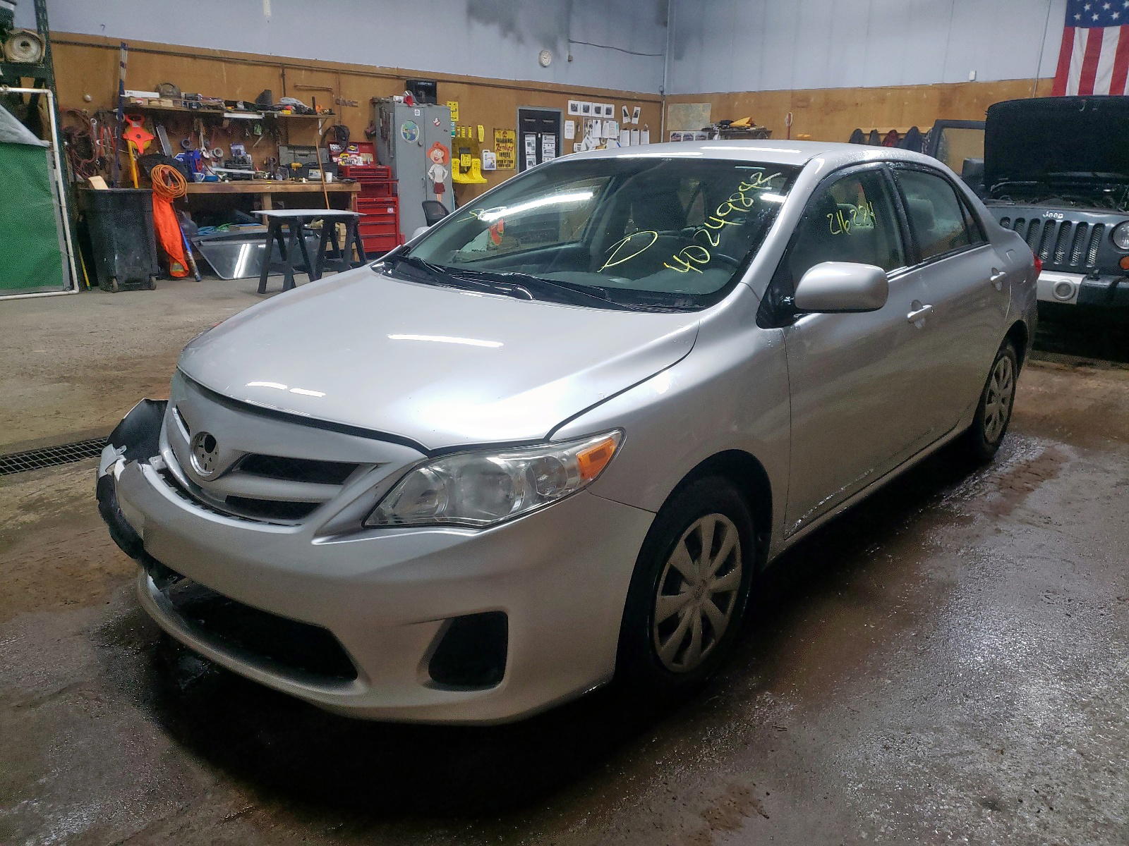 Photo 2 from auction – 2011 TOYOTA COROLLA BA with VIN JTDBU4EE4BJ106781