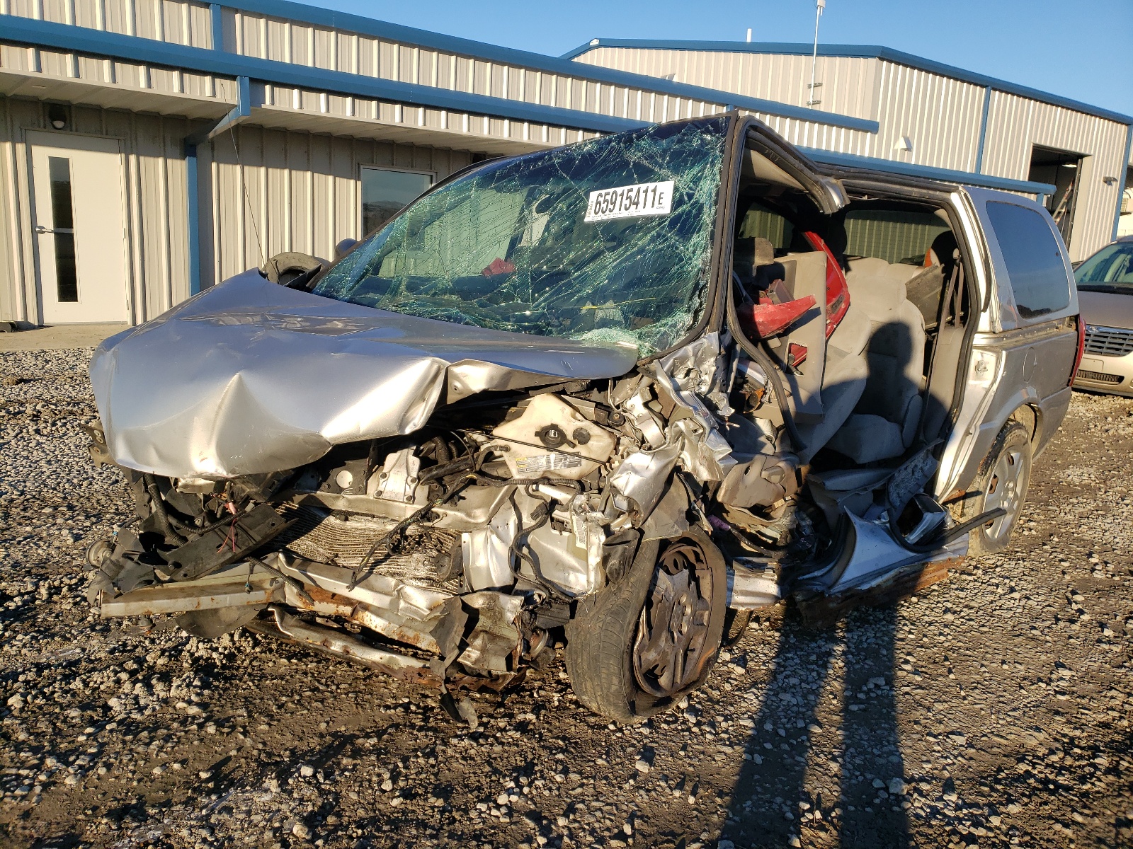 Photo 2 from auction – 2006 CHEVROLET UPLANDER L with VIN 1GNDV23LX6D102970